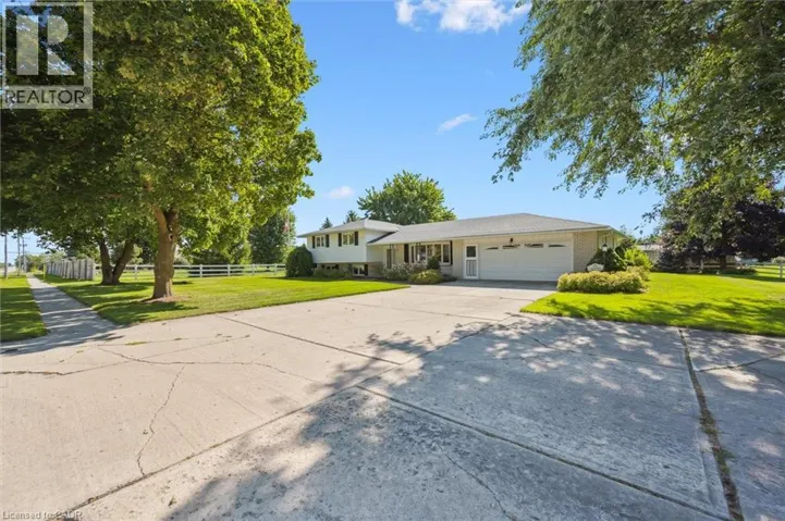 27 PEEL ST E, Alma, Ontario N0B1A0