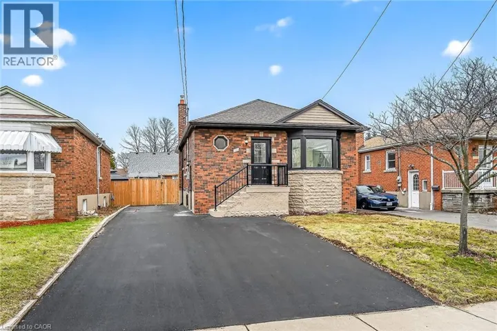 191 EAST 32ND Street, Hamilton, Ontario L8V3S1