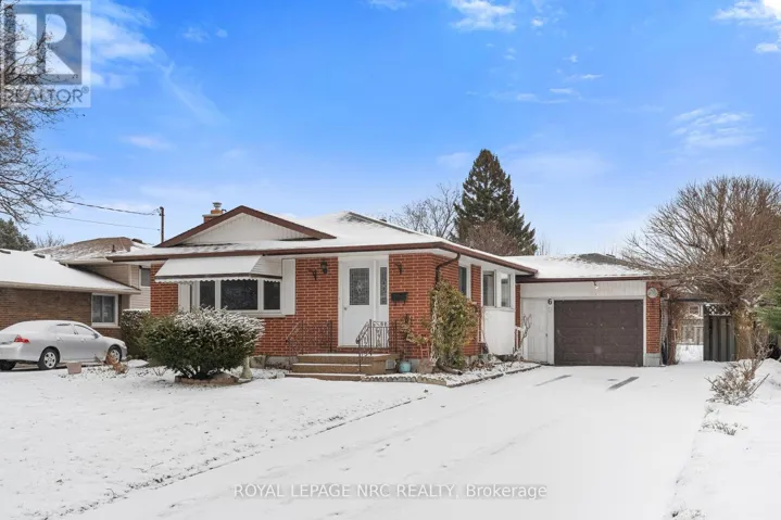 6 BROOKBANKS DRIVE N, St. Catharines (Lakeport), Ontario L2N3W6