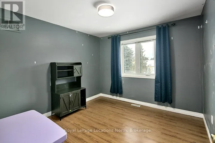 780
