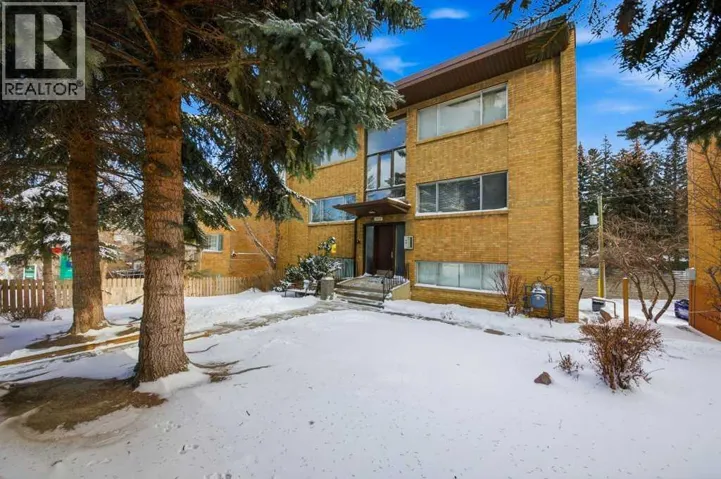 2428 14 Street SW, Calgary, Alberta T2T3T6