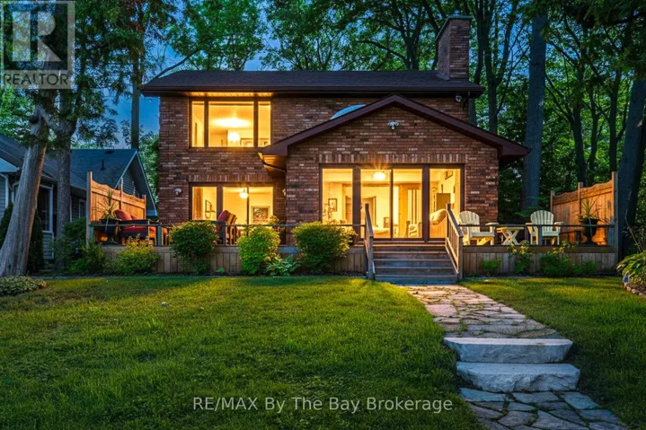 38 WILLOW DRIVE, Tiny, Ontario L0L1P1