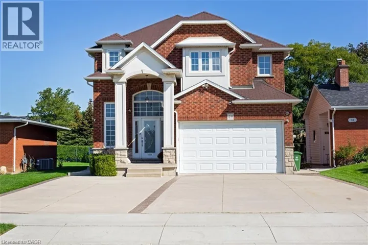 29 CHIPMAN Avenue, Hamilton, Ontario L9A2S9