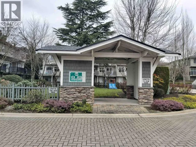30 9333 SILLS AVENUE, Richmond, British Columbia V6Y4K8