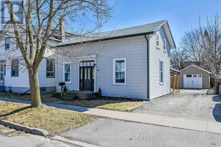 46 WALNUT STREET, Brantford, Ontario N3T1H2