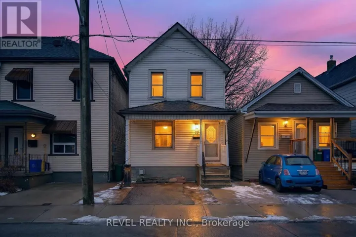 27 MAYFLOWER AVENUE, Hamilton (Crown Point), Ontario L8L2K5