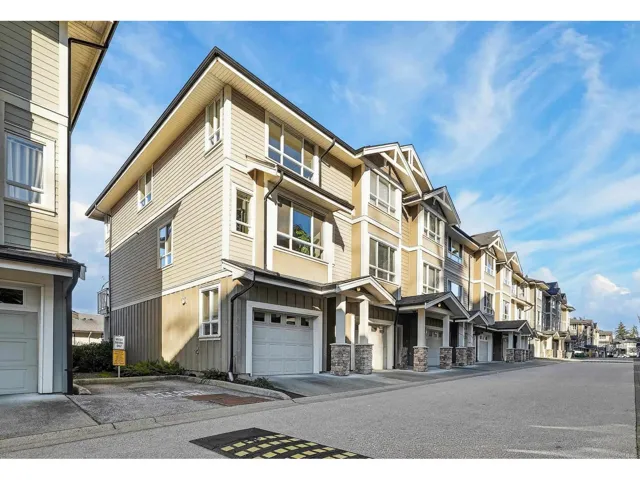 40 2955 156 STREET, Surrey, British Columbia V3S2W8