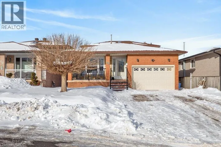 42 LASILA Court, Hamilton, Ontario L9C7B6