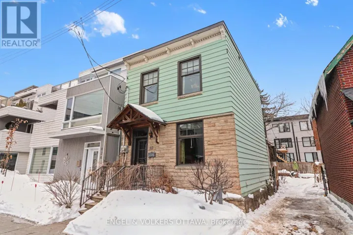 88 PINHEY STREET, Ottawa, Ontario K1Y1T4