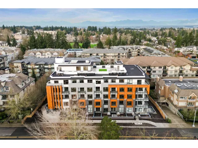 15353 17TH AVENUE, Surrey, British Columbia V4A1T8