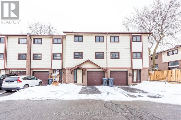 62 MCCALLUM COURT, Brampton (Queen Street Corridor), Ontario L6W3M4