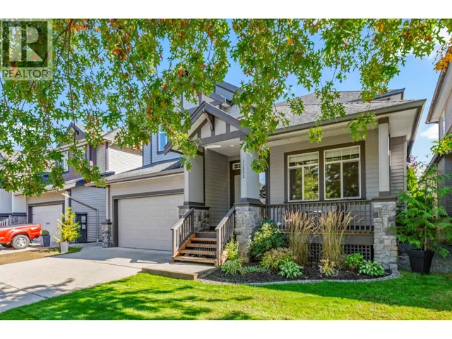 11252 SOUTHGATE ROAD, Pitt Meadows, British Columbia V3Y2W3