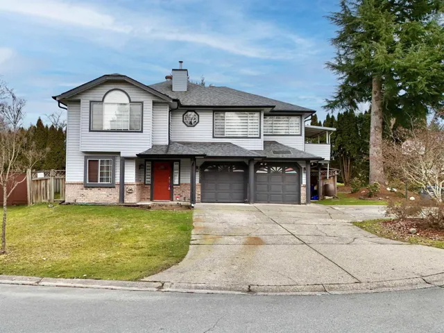 15335 111 AVENUE, Surrey, British Columbia V3R9H7