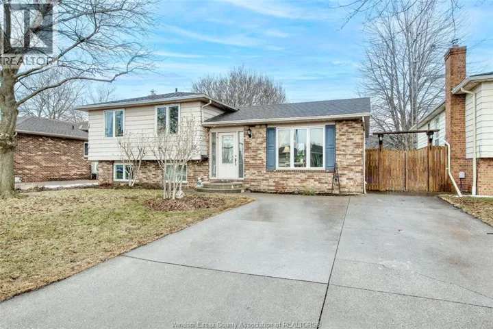 62 Virginia Ave., Amherstburg, Ontario N9V3M9