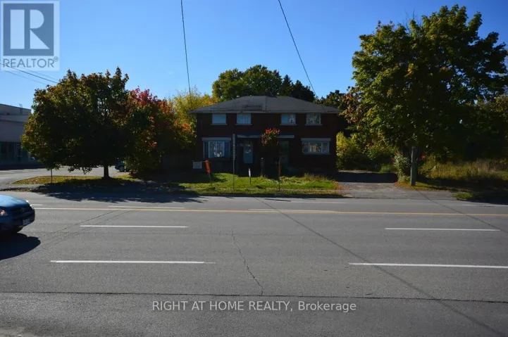 348 WOODROFFE AVENUE, Ottawa, Ontario K2A3V5