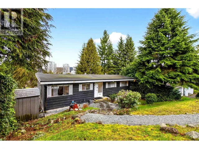 3362 VIEWMOUNT DRIVE, Port Moody, British Columbia V3H2L7
