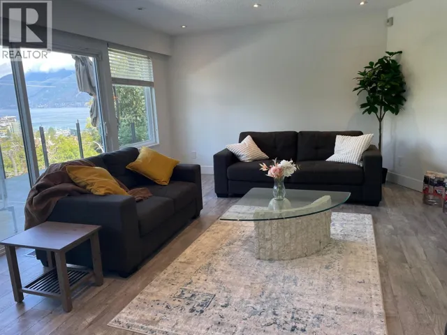 6446 MARINE DRIVE, Vancouver, British Columbia V7W2S6