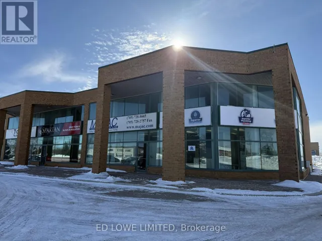 9 - 131 SAUNDERS ROAD, Barrie (0 East), Ontario L4N9A6