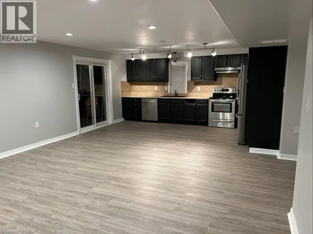 205 DORCHESTER Drive Unit# Lower, Grimsby, Ontario L5M5N5