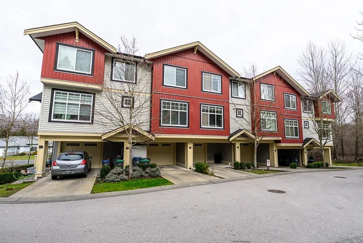 54 13886 62 AVENUE, Surrey, British Columbia V3X0G2