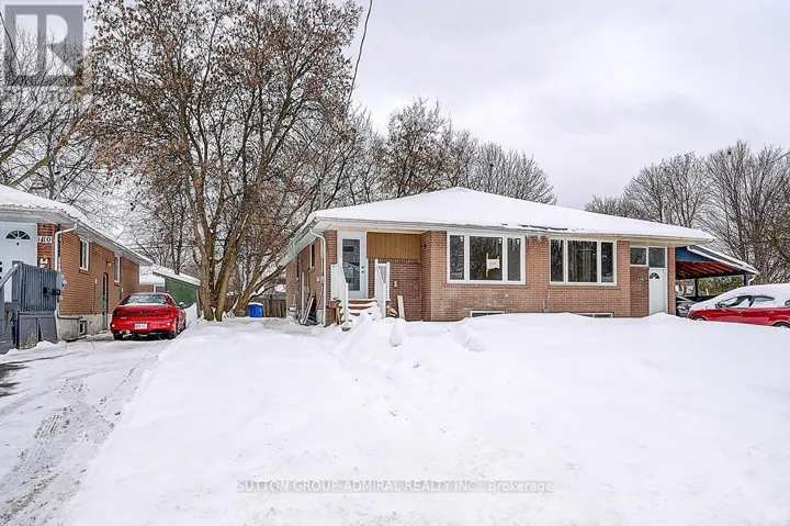 176 CHERRYWOOD DRIVE, Newmarket (Bristol-London), Ontario L3Y2X8