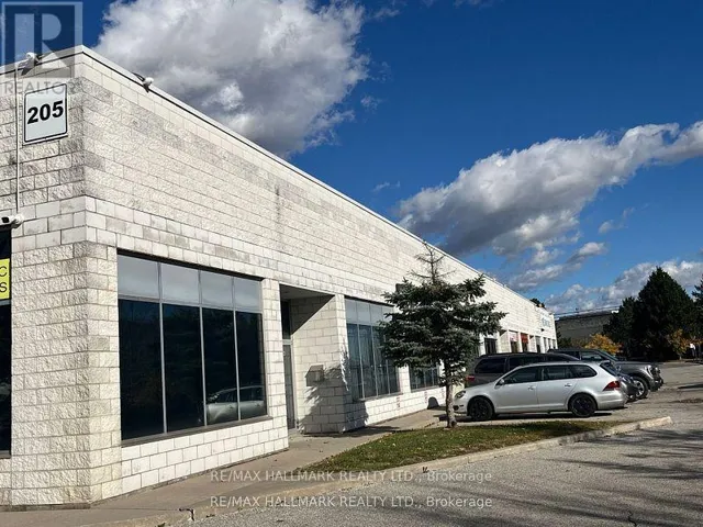 10 - 205 CLAYTON DRIVE, Markham (Milliken Mills West), Ontario L3R7P3