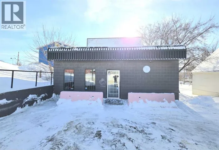 9815 94 Avenue, Peace River, Alberta T8S1S4