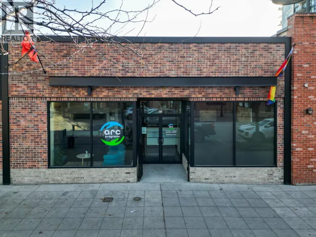 513/515 Bernard Avenue, Kelowna, British Columbia V1Y6N9