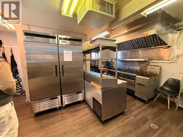 614 1 Avenue NE, Calgary, Alberta T2E0B6