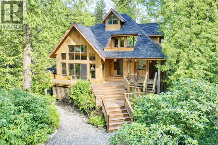 1290 Lynn Rd, Tofino, British Columbia V0R2Z0