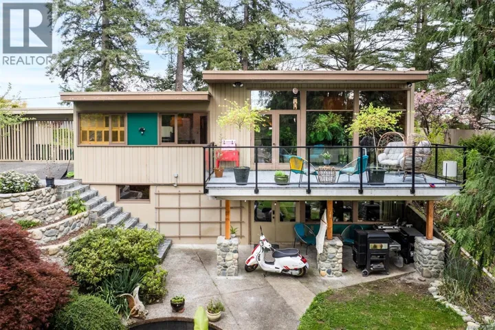 6110 Grieve Rd, Duncan, British Columbia V9L2H1