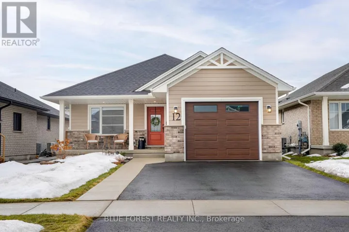 12 AUBURN DRIVE, St. Thomas, Ontario N5R0K2