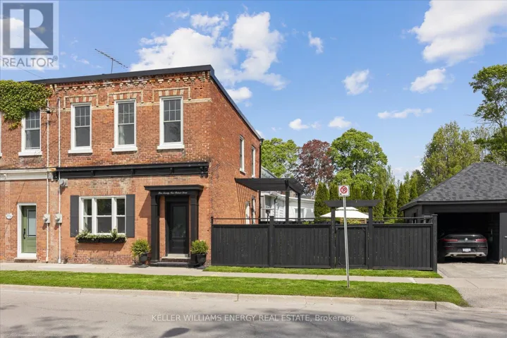 272 RIDOUT STREET, Port Hope, Ontario L1A1P5