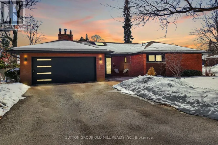 1 FARNINGHAM CRESCENT, Toronto (Princess-Rosethorn), Ontario M9B3B4