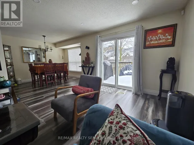 32 - 54 GREEN VALLEY DRIVE, Kitchener, Ontario N2P1Z9
