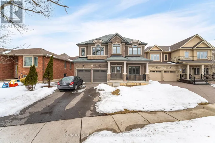37 PACE AVENUE, Brantford, Ontario N3S0J2