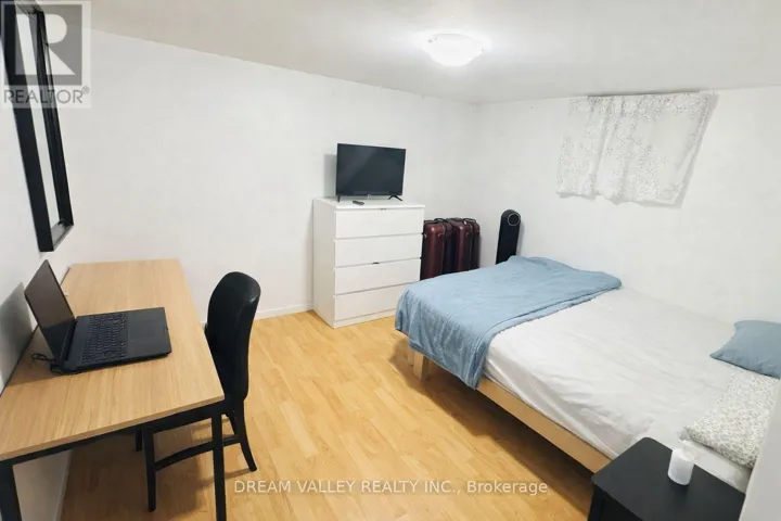 50 KILGREGGAN CRESCENT, Toronto (Bendale), Ontario M1J1S5