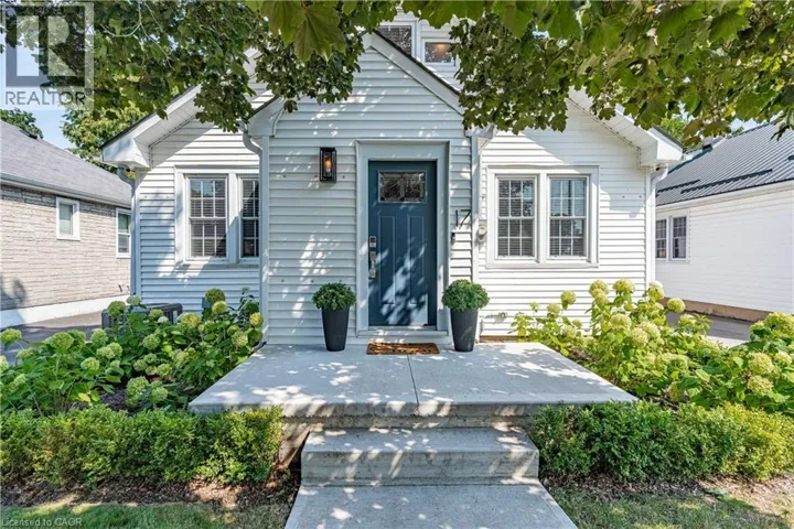 17 DAVIS Street W, Simcoe, Ontario N3Y2R2