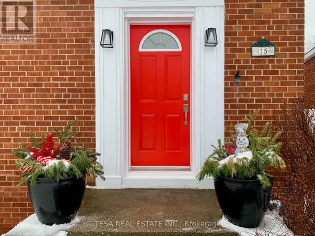 15 DOWNING STREET, Toronto (Islington-City Centre West), Ontario M9B1E9