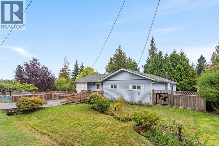 450 Aurora St, Parksville, British Columbia V9P1L3