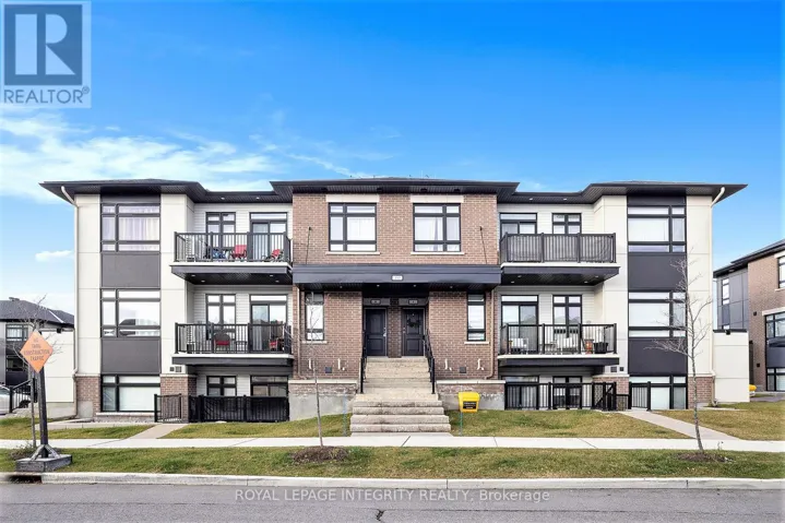 E - 390 ROLLING MEADOW CRESCENT, Ottawa, Ontario K1W0B1