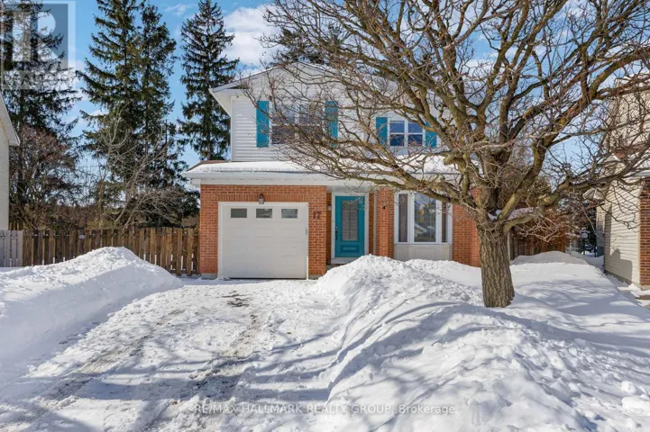 17 GLENMORISTON AVENUE, Ottawa, Ontario K2L2S3