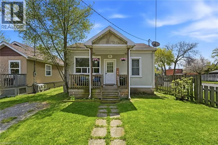 18 CAPNER Street, St. Catharines, Ontario L2P2K3