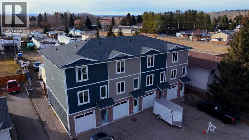 #3, 106 4th Street NW, Sundre, Alberta T0M1X0