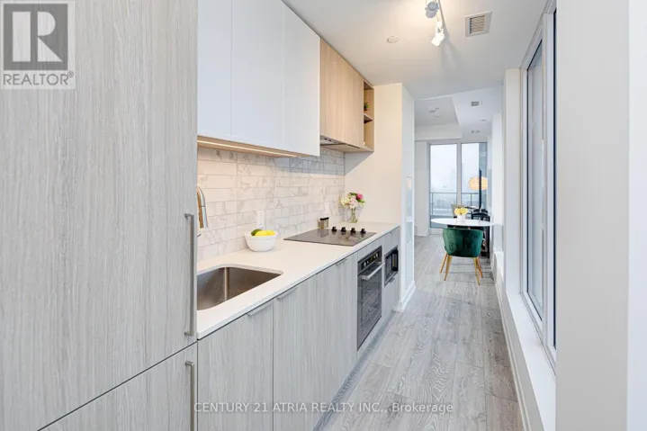 1820 - 2020 BATHURST STREET, Toronto (Humewood-Cedarvale), Ontario M5P0A6