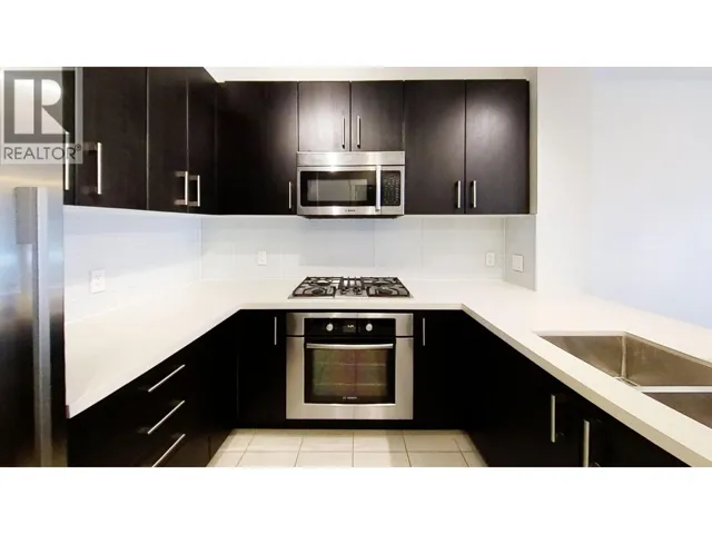 3xx 3163 RIVERWALK AVENUE, Vancouver, British Columbia V5S0A8