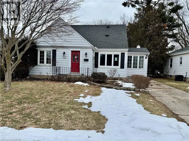 12 SPRUCE Street, St. Thomas, Ontario N5R1N5