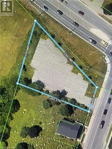 4 TRINITY CHURCH ROAD, Hamilton (Hannon), Ontario L8W3S2