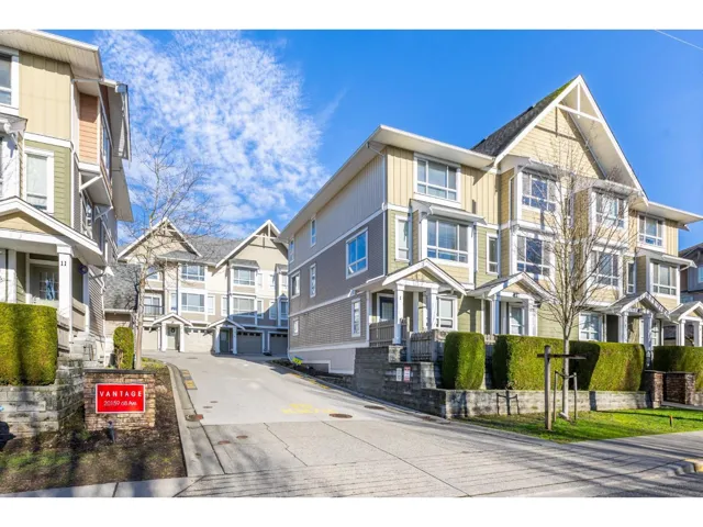 2 20159 68 AVENUE, Langley, British Columbia V2Y3H9