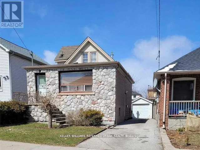 8 TILDEN CRESCENT, Toronto (Humber Heights), Ontario M9P1V5